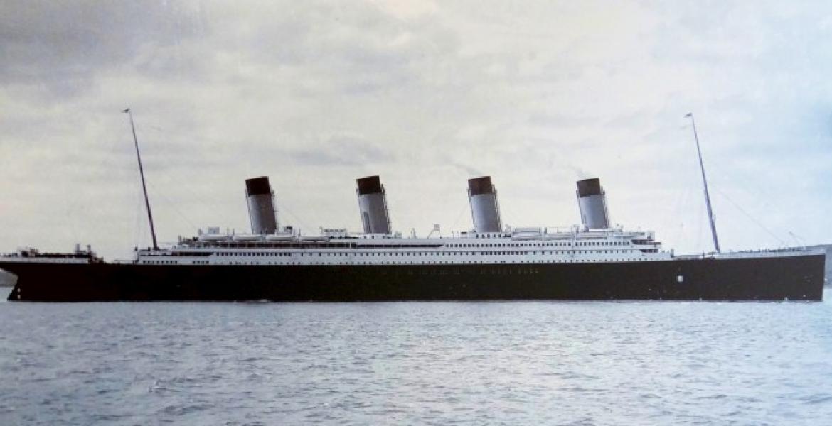 The Sinking Of An Unsinkable Ship Titanic Get History