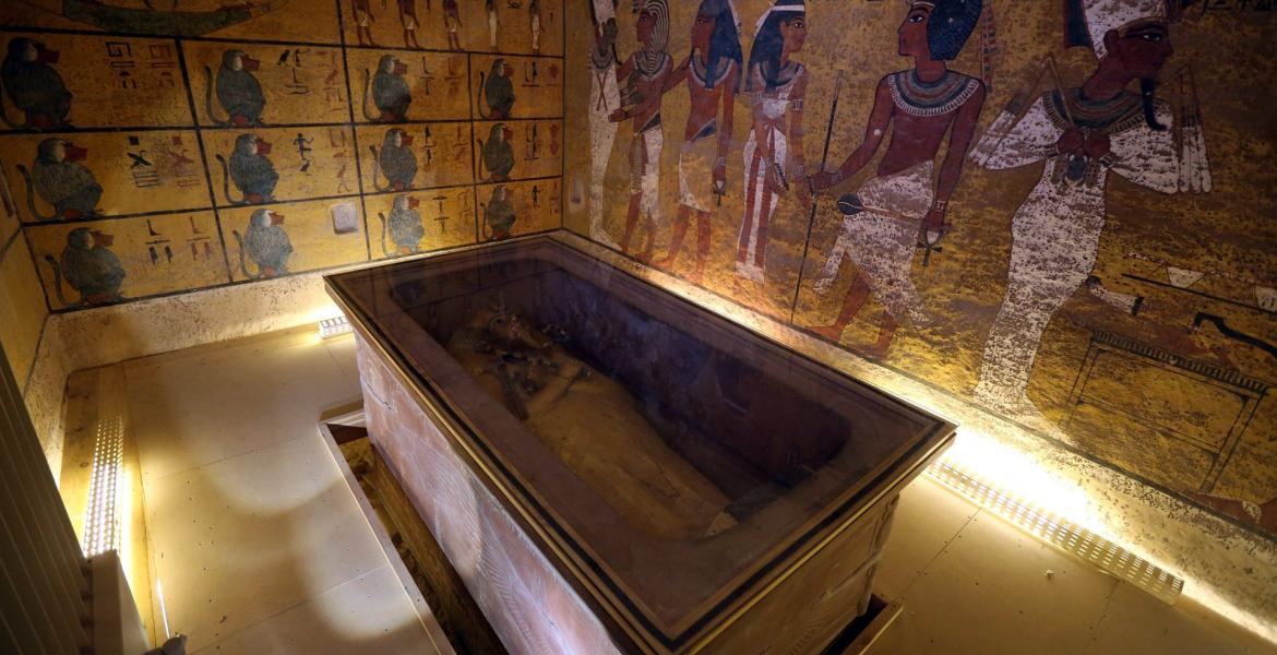 Tutankhamun burial chamber